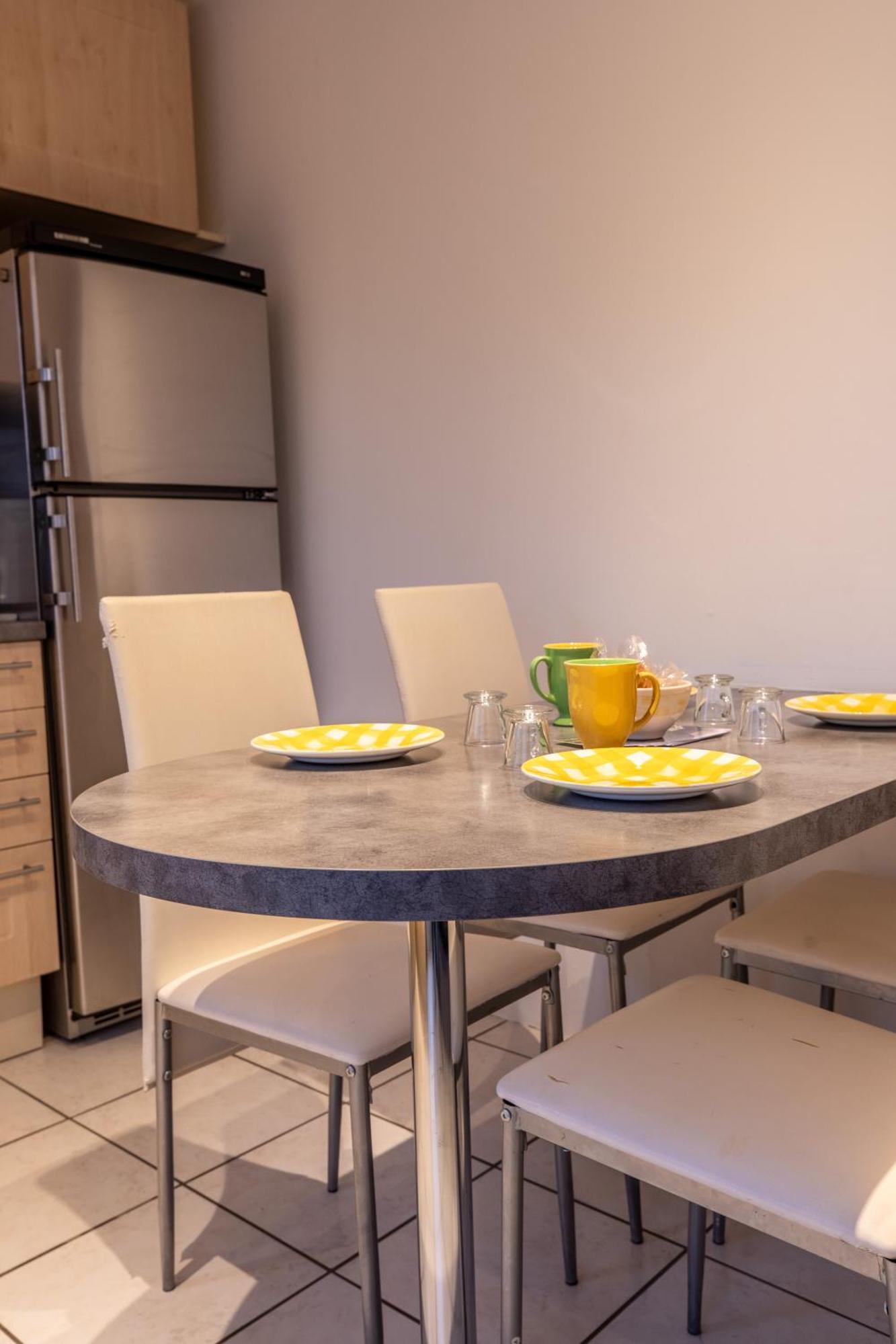 Appartement Avec Jardin, Ideal Pour Animaux - Floreal แคลร์มงต์-แฟร์รองด์ ภายนอก รูปภาพ